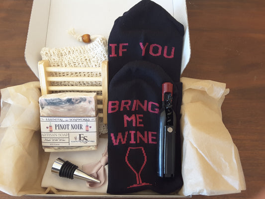 Pinot Noir Wine Lover's Gift Set